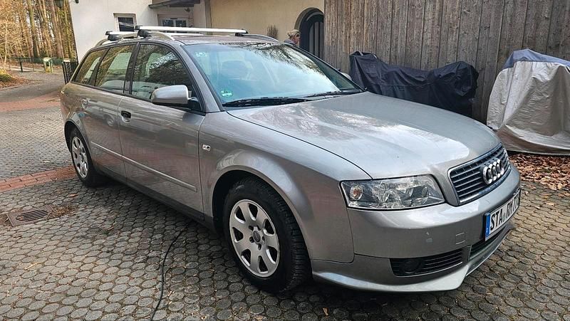 Gebraucht Audi A4 131 PS (96 kW) 2002 Silber Kombi