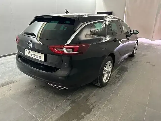 Gebraucht Opel Insignia Business 174 PS (127 kW) 2022 Schwarz Kombi