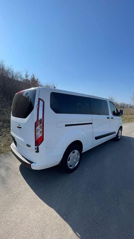Gebraucht Ford Transit Custom 131 PS (96 kW) 2022 Weiß Van / Kleinbus