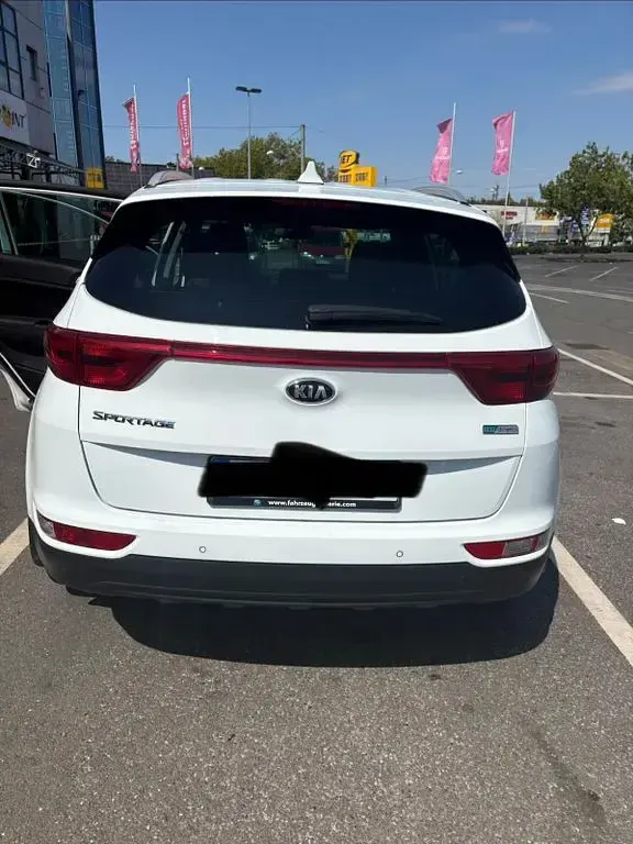 Gebraucht Kia Sportage Vision 132 PS (97 kW) 2017 Weiß SUV