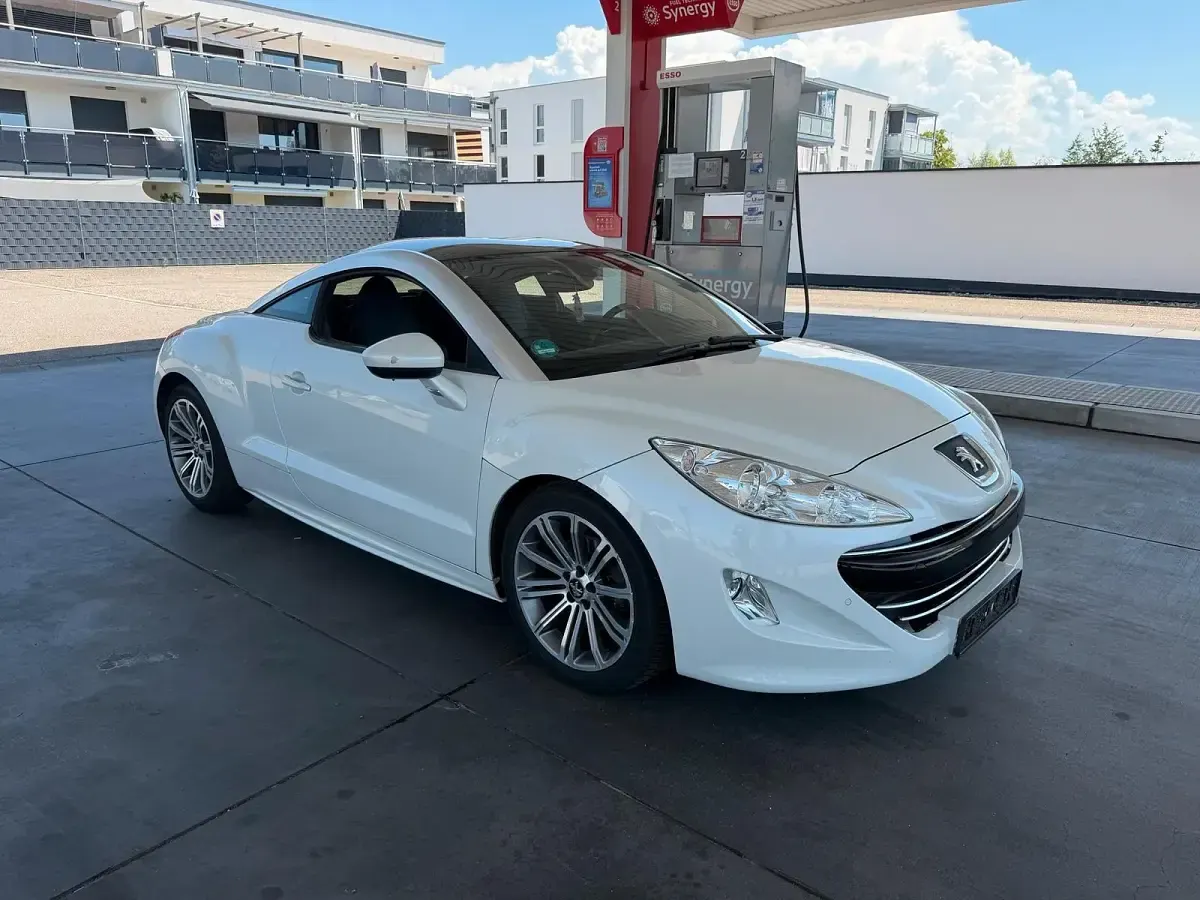 Gebraucht Peugeot RCZ 156 PS (114 kW) 2012 Weiß Coupé