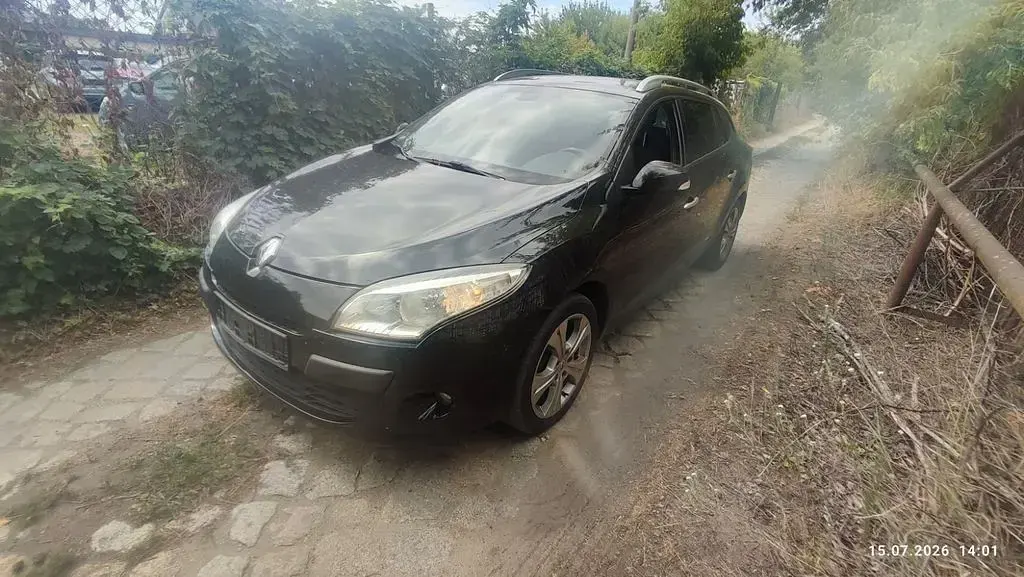 Gebraucht Renault Mégane III 106 PS (77 kW) 2011 Schwarz Limousine