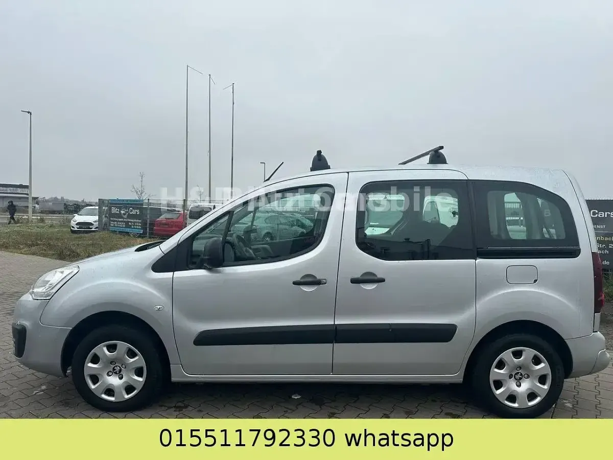 Gebraucht Peugeot TePee Active 110 PS (80 kW) 2017 Grau Limousine
