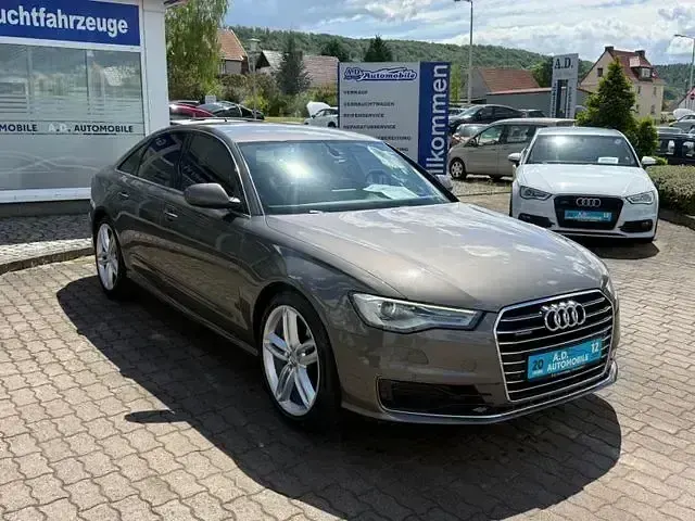 Gebraucht Audi A6 Comfort 218 PS (160 kW) 2015 Braun Limousine