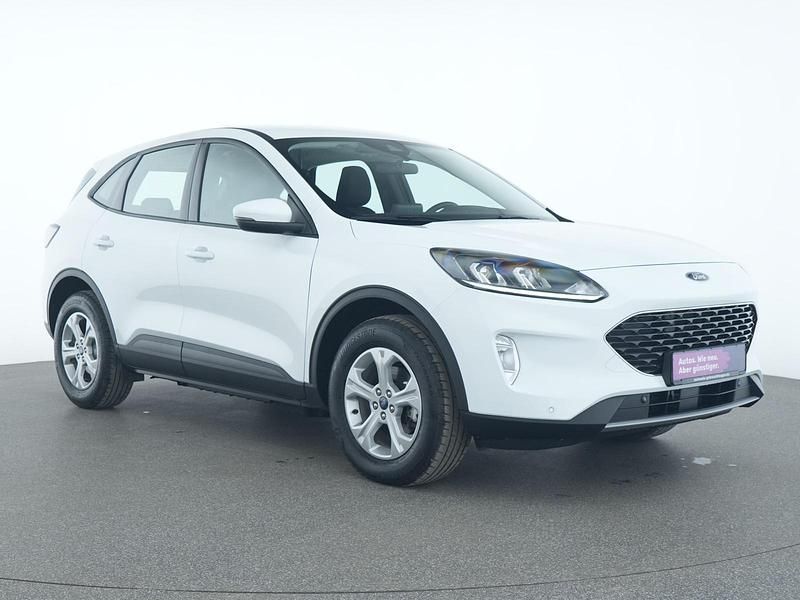 Usado Ford Kuga Cool & Connect 224 HP (164 kW) 2023 Branco SUV