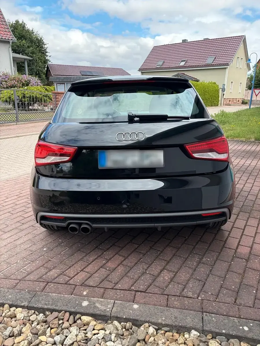 Gebraucht Audi A1 S-Line 92 PS (67 kW) 2016 Schwarz Kleinwagen