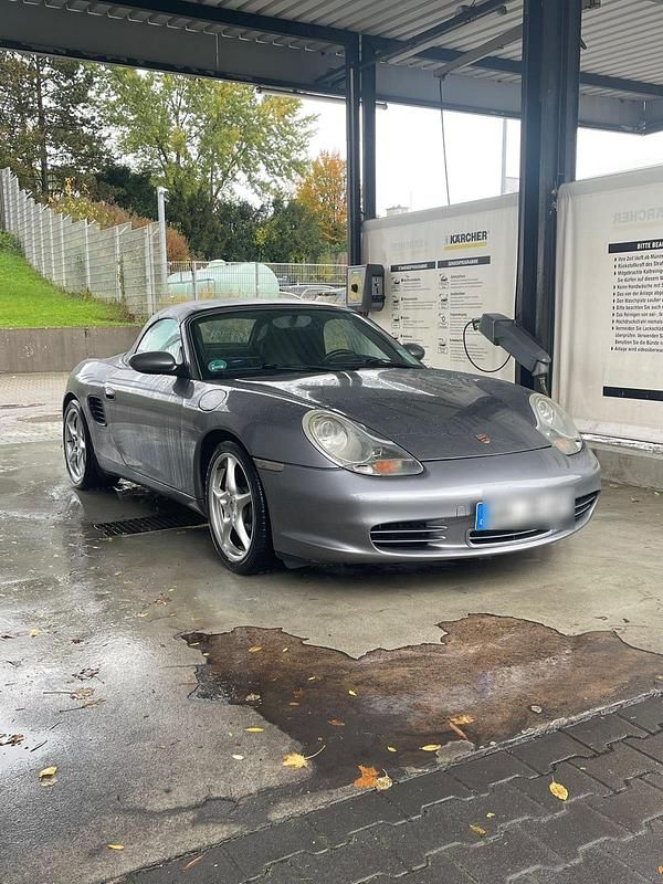 Silber Gebraucht 2002 Porsche Boxster Cabrio | 19.000 € - Bild 1/4
