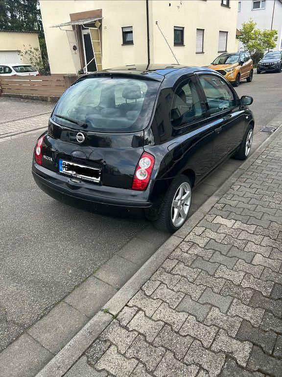 Usado Nissan Micra Acenta 65 HP (47 kW) 2006 Preto Sedan