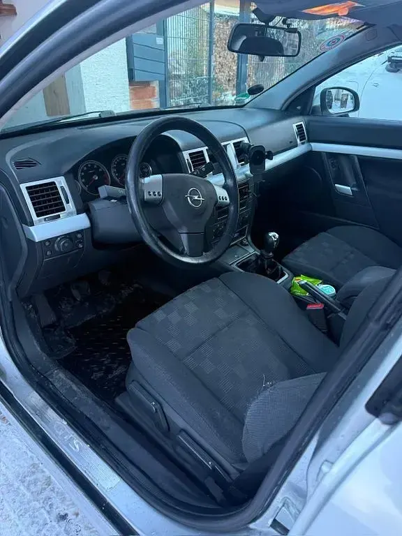 Gebraucht Opel Vectra 147 PS (108 kW) 2003 Grau Limousine