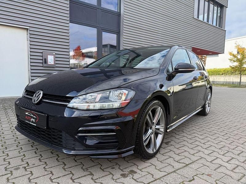 Schwarz Gebraucht 2018 VW Golf VII Join Limousine | 12.999 € (Fairer Preis) - Bild 1/4