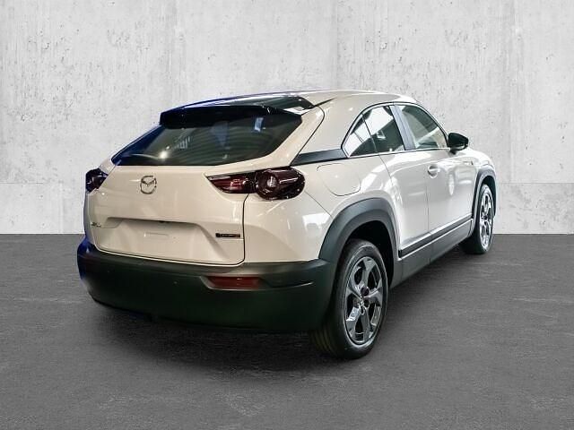 Gebraucht Mazda MX30 Exclusive-Line 170 PS (125 kW) 2024 Ceramic white SUV