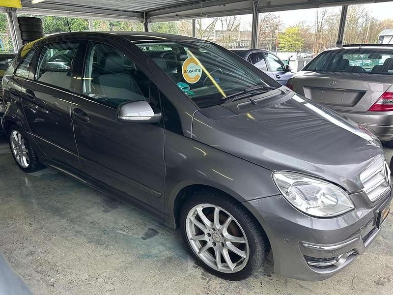 Gebraucht Mercedes B150 95 PS (69 kW) 2008 Mountaingrau  met. Van / Kleinbus