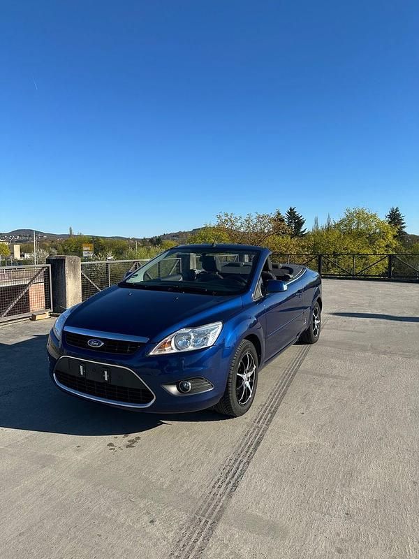 Używany Ford Focus Titanium 145 KM (106 kW) 2008 Niebieski Kabriolet