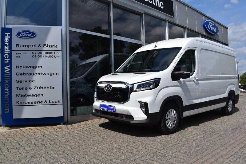 Dover white Neu 2025 Maxus eDeliver 9 Van | 49.990 € - Bild 1/4