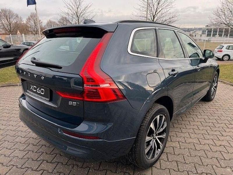 Gebraucht Volvo XC60 Core 250 PS (183 kW) 2025 Denim blue SUV