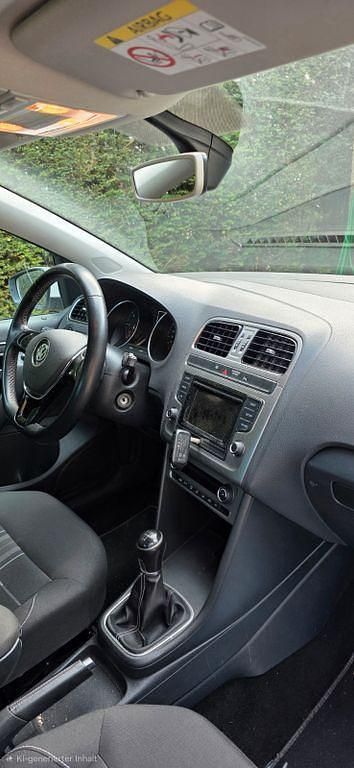 Gebraucht VW Polo LOUNGE 75 PS (55 kW) 2015 Weiß Kleinwagen