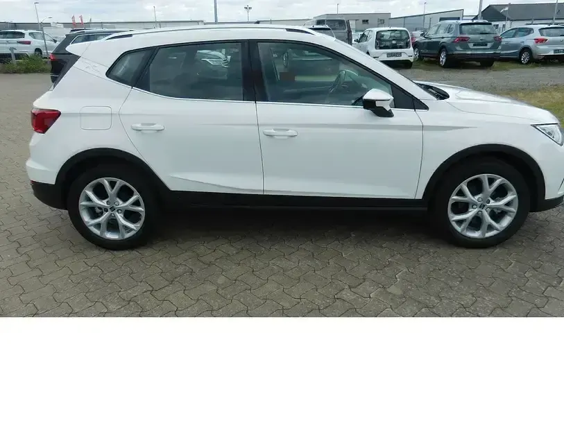 Gebraucht Seat Arona FR-Line 110 PS (80 kW) 2023 Weiß SUV