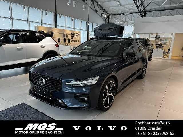 Gebraucht Volvo V60 145 PS (106 kW) 2025 Kombi