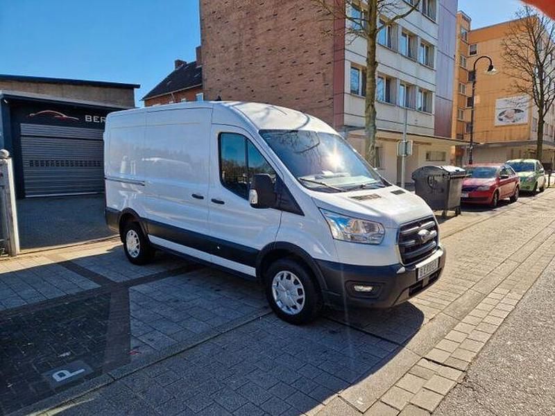 Gebraucht Ford Transit Trend 280 PS (205 kW) 2021 Andere Limousine
