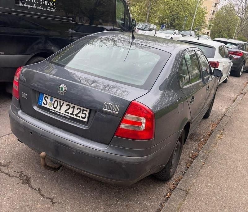 Second-hand Skoda Octavia Ambiente 116 CP (85 kW) 2008 Gri Berlinǎ