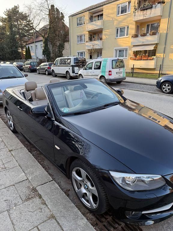 Gebraucht 2013 BMW 320 Cabriolet Sport Line Cabrio | 7.800 € (Fairer Preis) - Bild 1/4