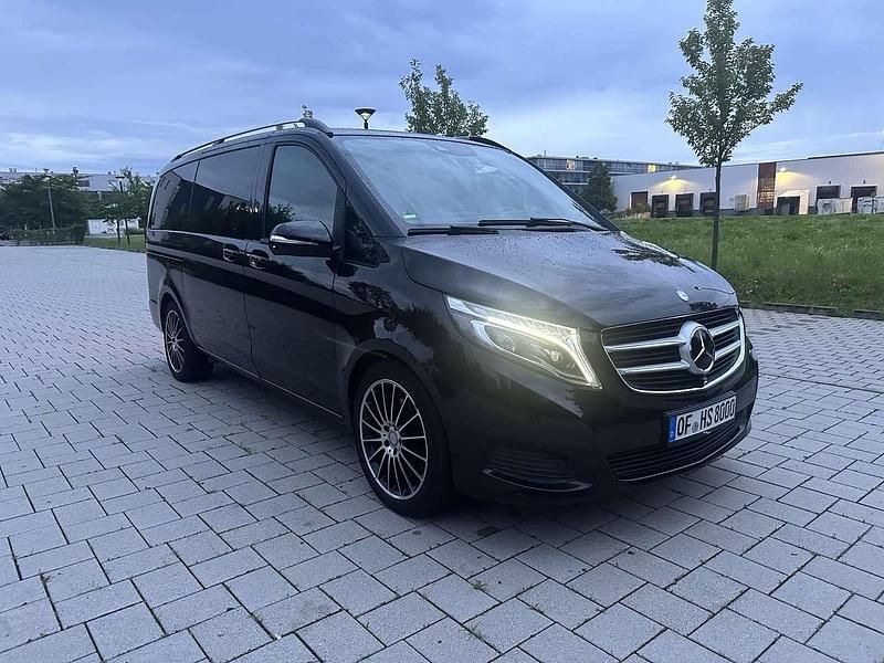 Gebraucht Mercedes V220 Edition 190 PS (139 kW) 2016 Schwarz Van / Kleinbus