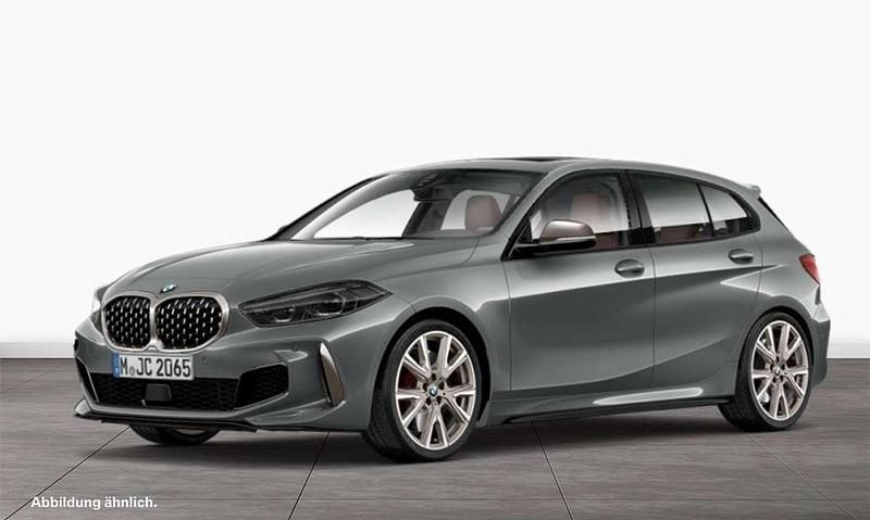 Skyscraper grau Gebraucht 2022 BMW M1 M Sport Coupé | 33.810 € - Bild 1/4