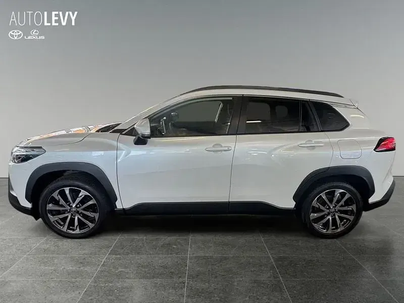 Gebraucht Toyota Corolla Cross Team 197 PS (144 kW) 2023 Weiß SUV