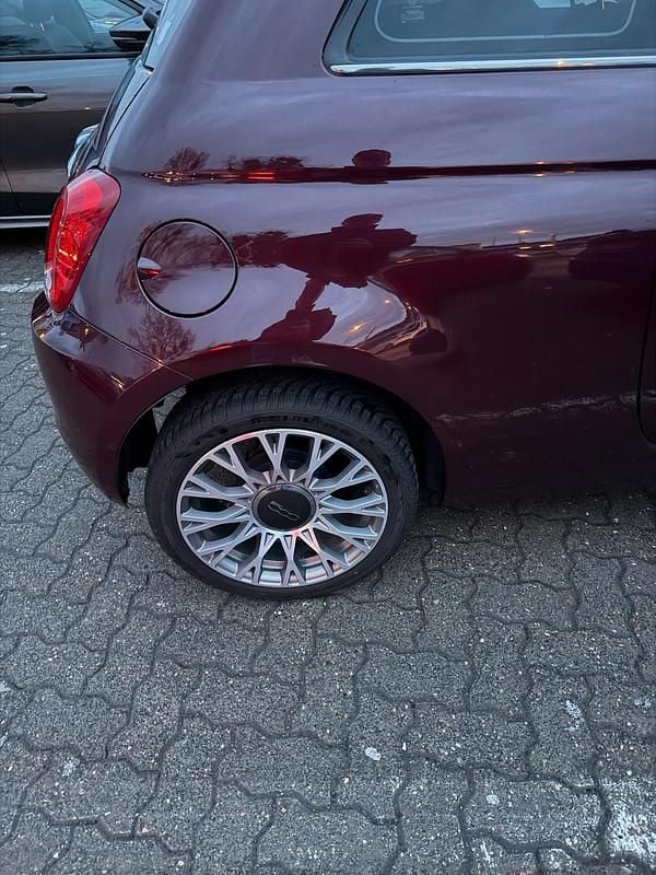 Gebraucht Fiat 500 Mirror 69 PS (50 kW) 2018 Violet Kleinwagen