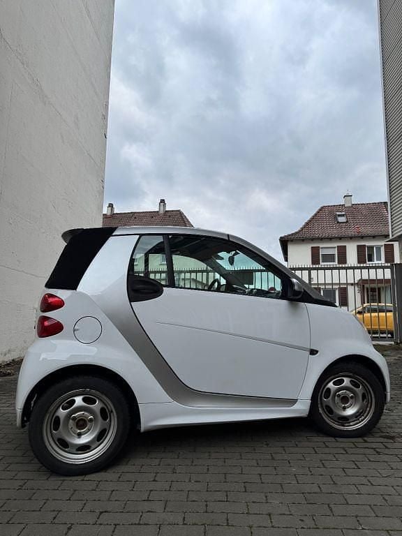 Gebraucht Smart ForTwo Cabrio Passion 84 PS (61 kW) 2013 Weiß Cabrio