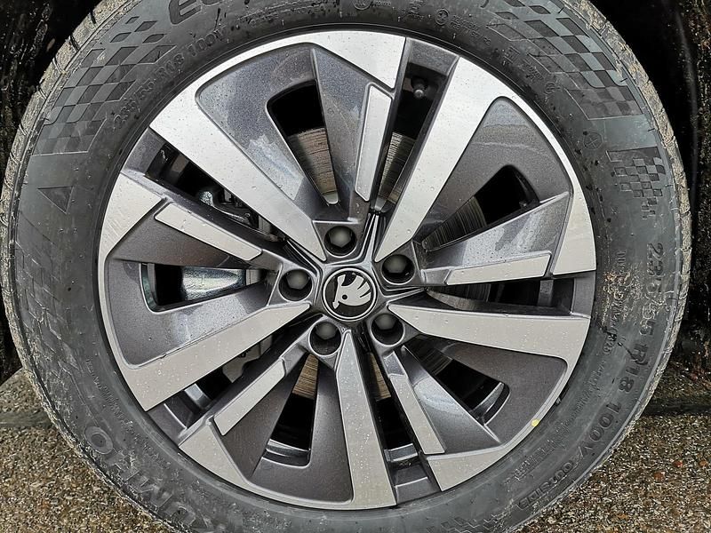 Neu Skoda Kodiaq Selection 190 PS (139 kW) 2026 Graphitegrau metallic SUV