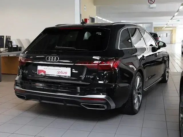 Gebraucht Audi A4 S-Line 204 PS (150 kW) 2024 Mythosschwarz metallic Kombi