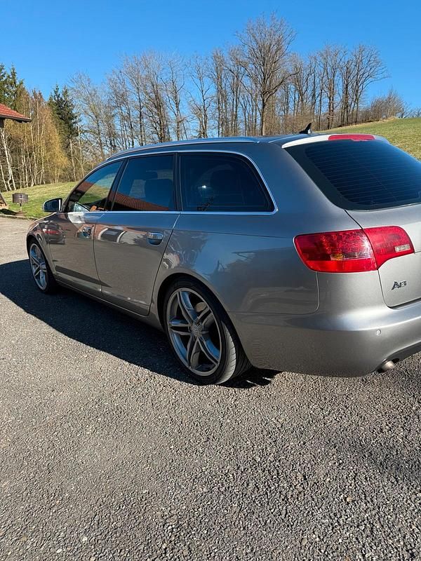 Usata Audi A6 270 CV (198 kW) 2005 Grigio Station wagon