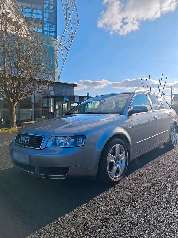 Używany Audi A4 S-Line 131 KM (96 kW) 2003 Srebrny Kombi