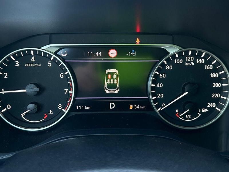 Neu Nissan Juke Acenta 114 PS (83 kW) 2026 Schwarz SUV