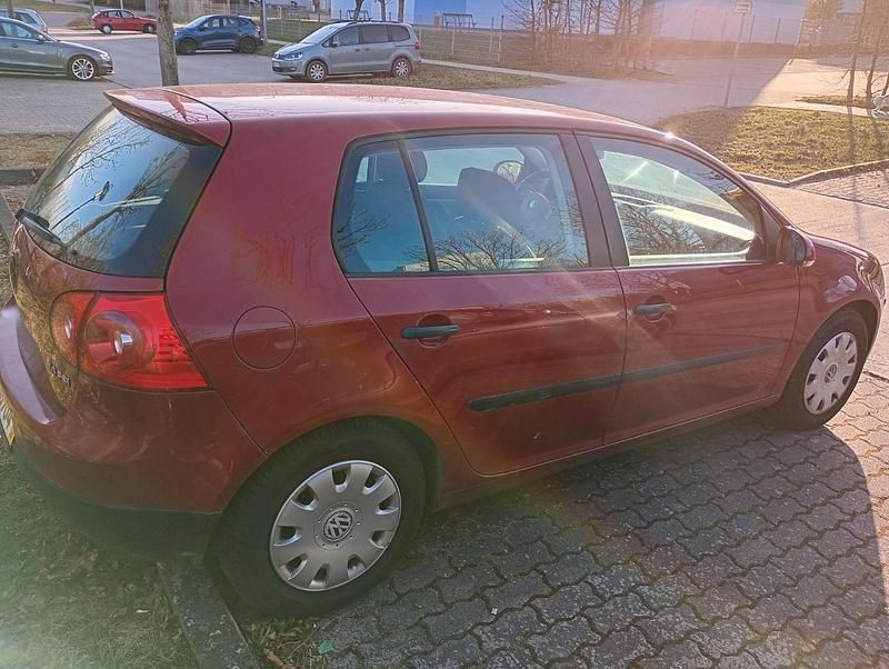 Gebraucht VW Golf IV Basis 116 PS (85 kW) 2004 Rot Limousine