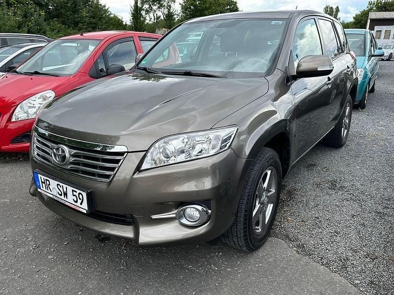 Gold Gebraucht 2012 Toyota RAV4 Life SUV | 10.999 € (Guter Preis) - Bild 1/4