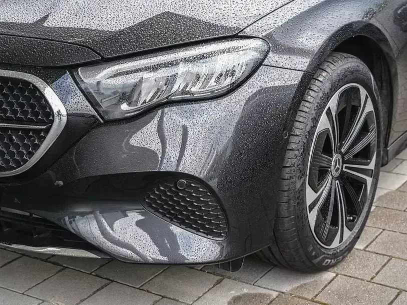 Gebraucht Mercedes E300 Advanced 313 PS (230 kW) 2024 Grau Limousine