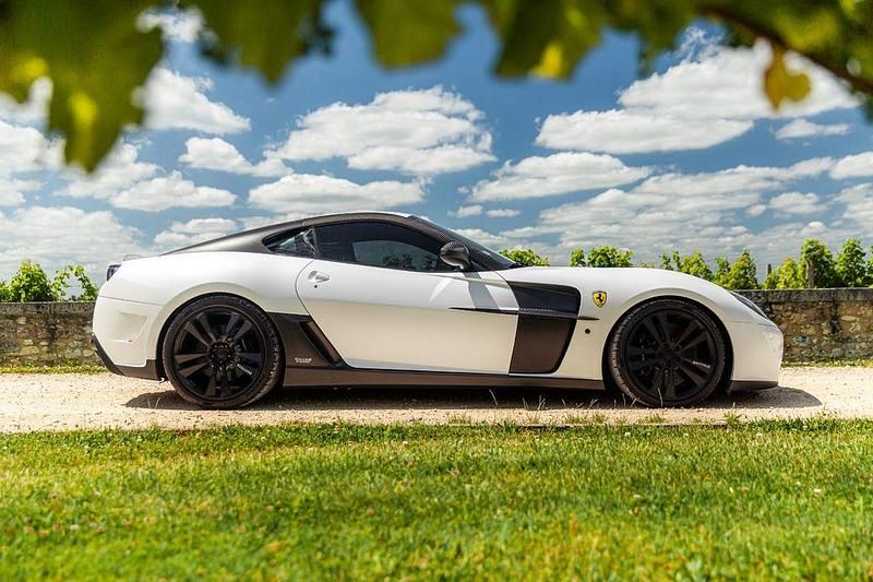 Gebraucht Ferrari 599 719 PS (528 kW) 2011 Weiß Coupé