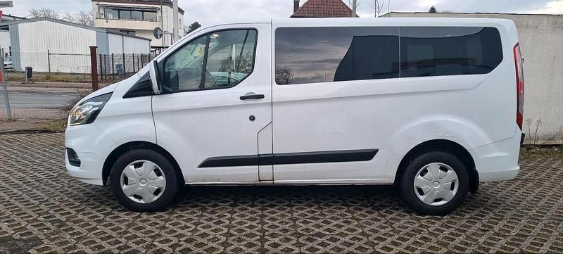 Second-hand Ford Transit Custom 130 CP (95 kW) 2020 Alb Monovolum