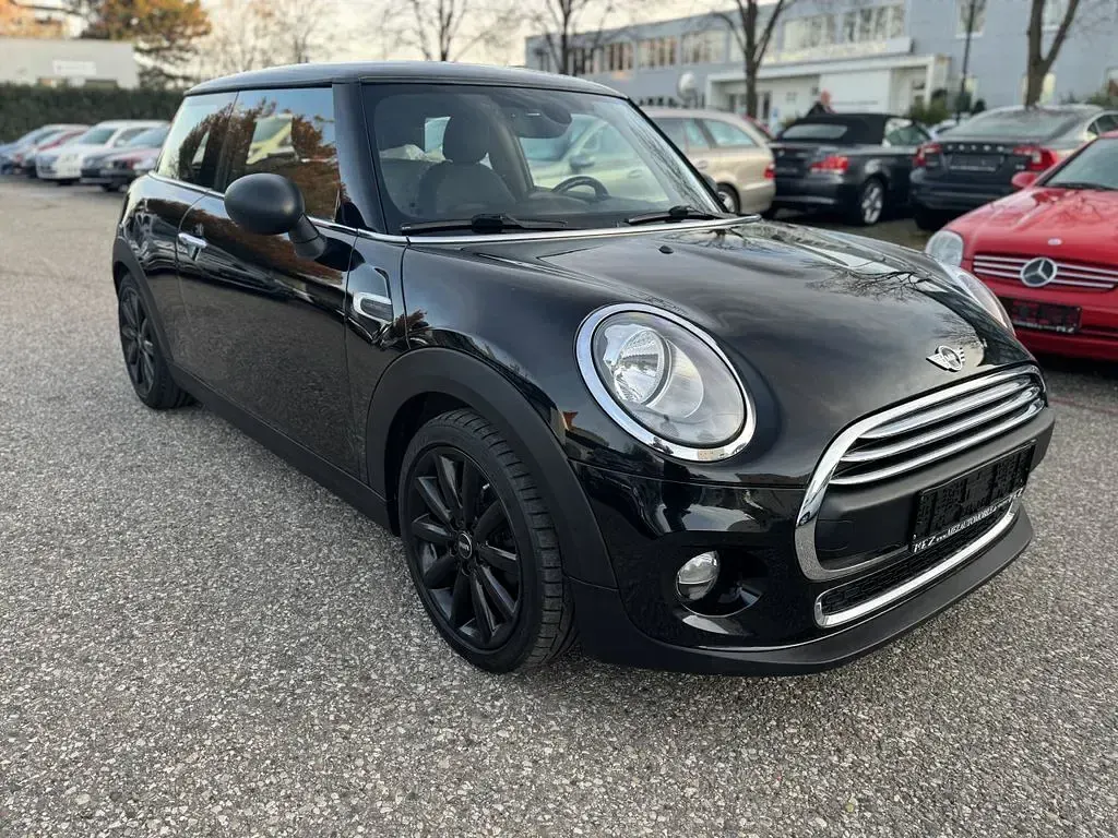 Gebraucht Mini Cooper 102 PS (75 kW) 2017 Schwarz Kleinwagen