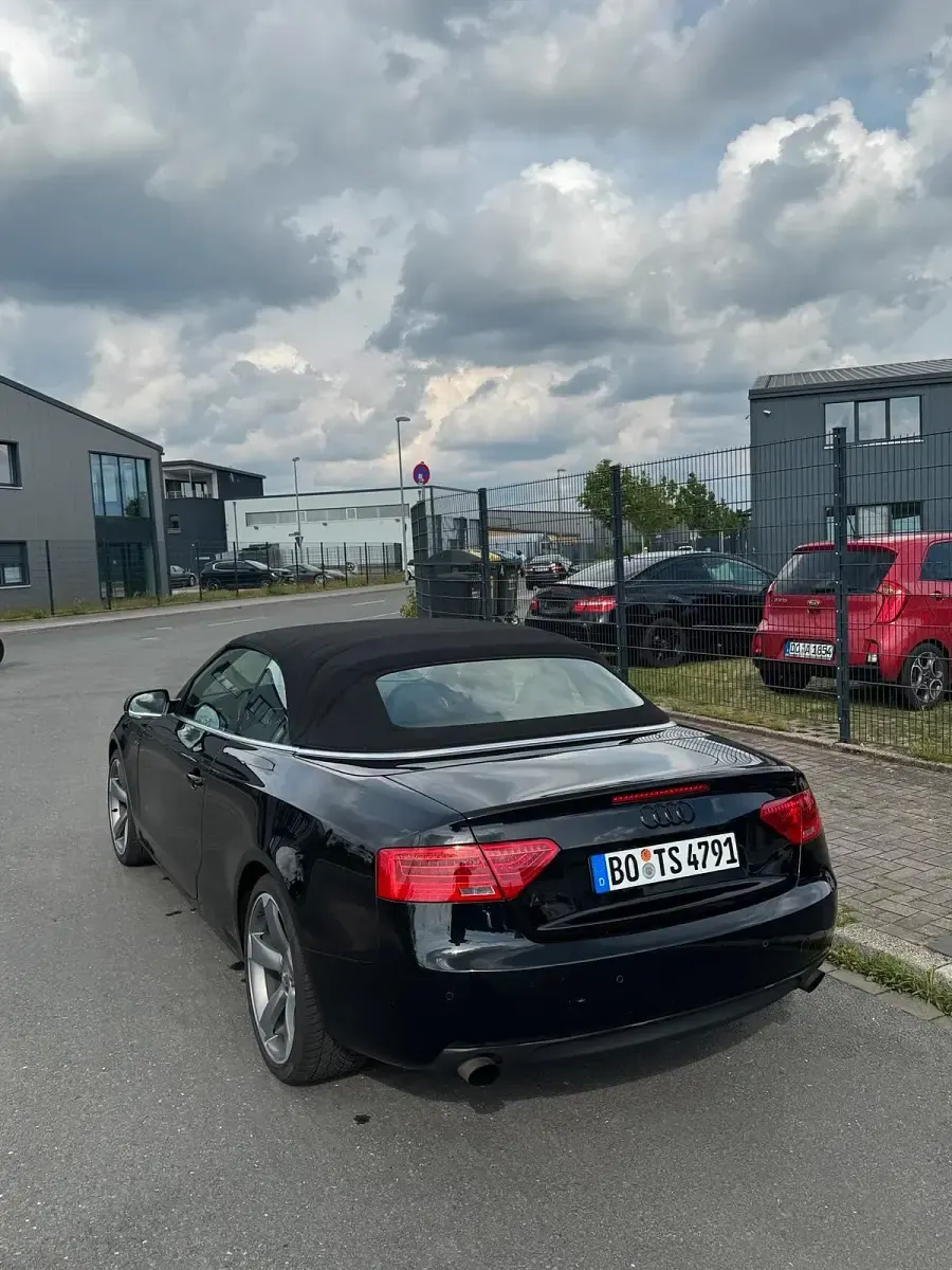 Gebraucht Audi A5 Cabriolet Design 170 PS (125 kW) 2014 Schwarz Cabrio