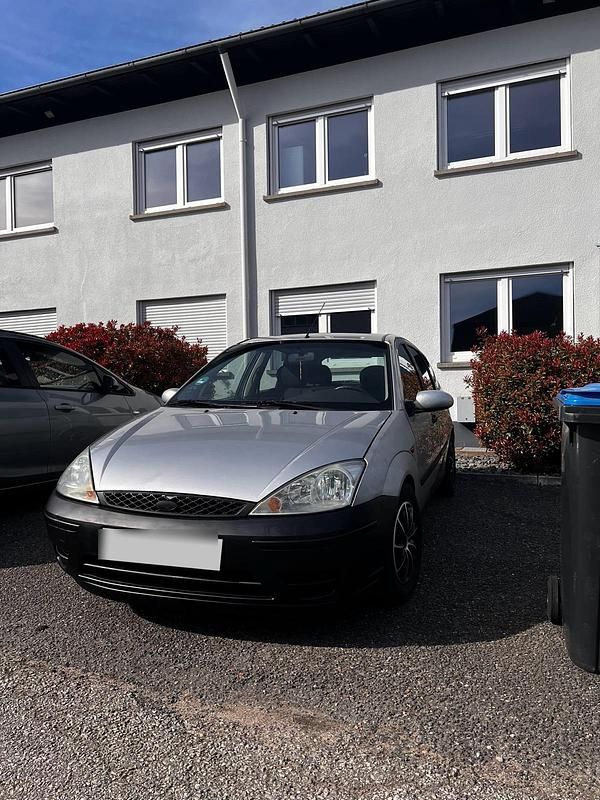 Gebraucht 2002 Ford Focus Kleinwagen | 750 € (Fairer Preis) - Bild 1/4