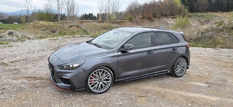 Gebraucht Hyundai i30 275 PS (202 kW) 2019 Grau Limousine