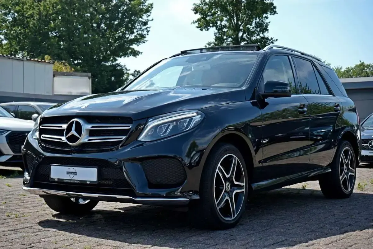 Gebraucht Mercedes GLE250 AMG line Plus 204 PS (150 kW) 2017 Schwarz SUV