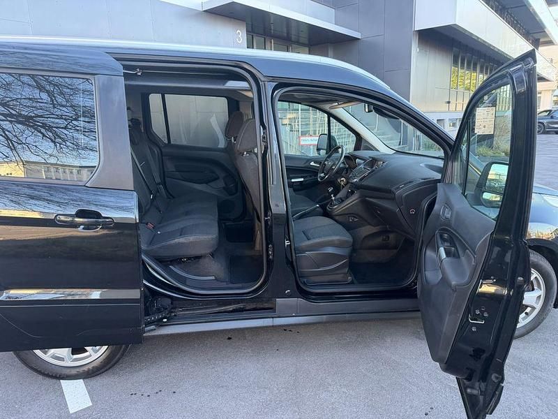 Gebraucht Ford Tourneo Connect Titanium 101 PS (74 kW) 2015 Schwarz Van / Kleinbus