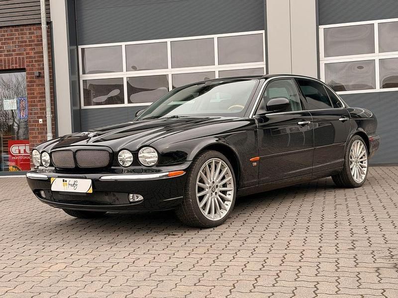 Gebraucht Jaguar XJ8 396 PS (291 kW) 2005 Schwarz Limousine