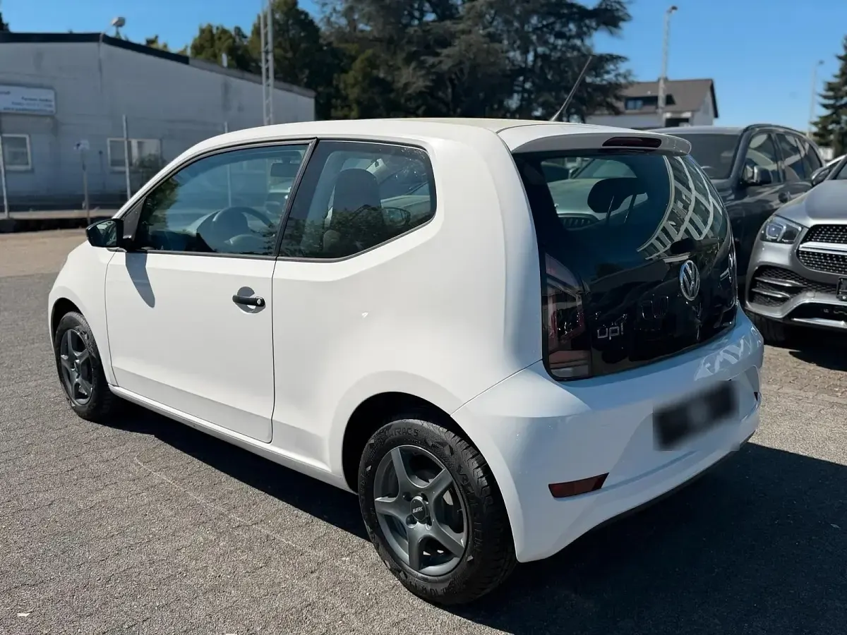 Usata VW up! 60 CV (44 kW) 2018 Bianco Utilitaria