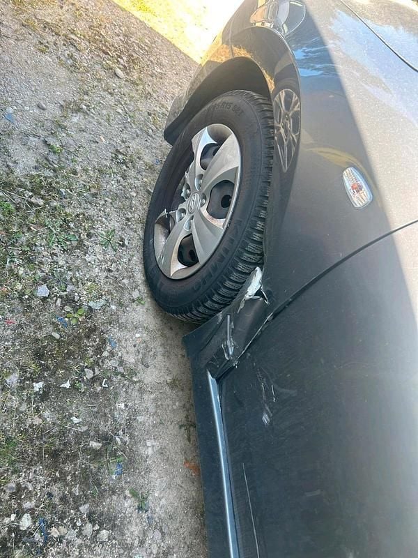 Gebraucht Hyundai i30 108 PS (79 kW) 2011 Kombi