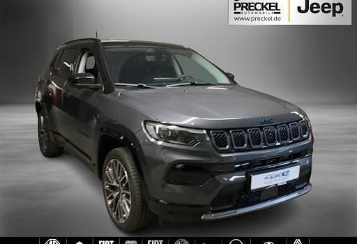 Neu Jeep Compass Summit 240 PS (176 kW) 2025 Schwarz SUV